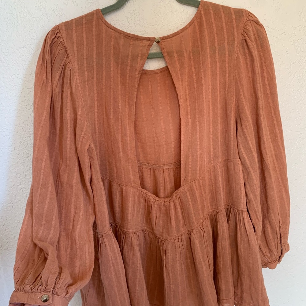 Terracotta semi open back tiered long sleeve shirt | American Eagle